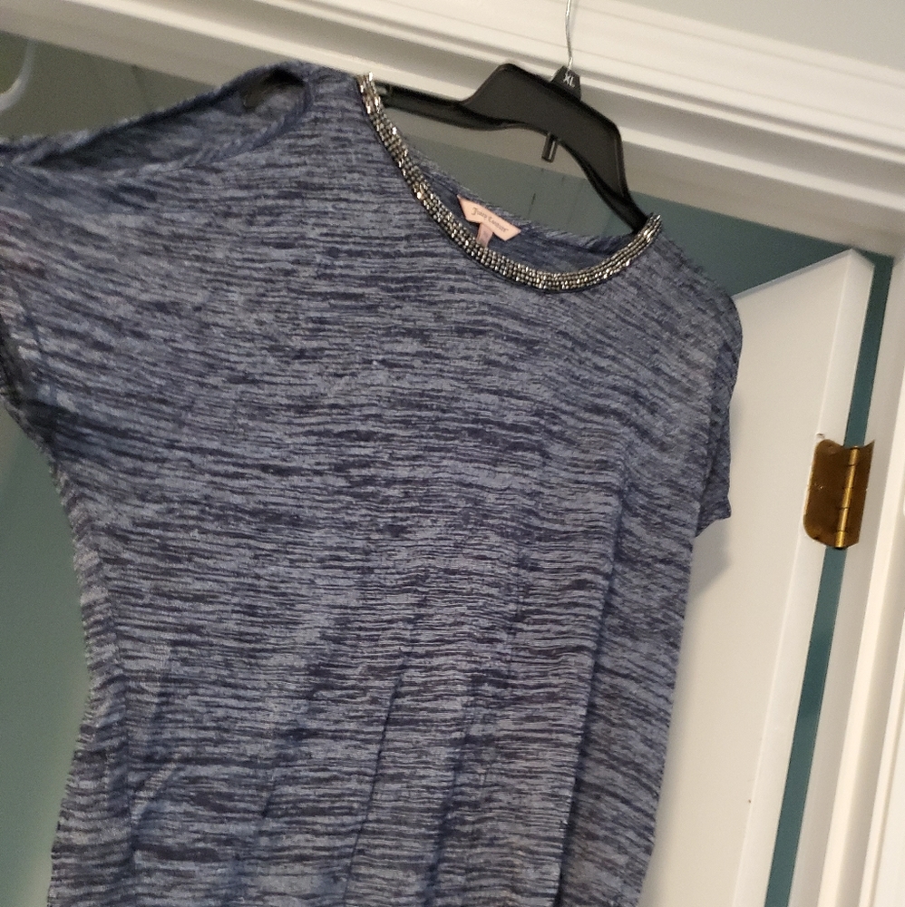 Cold shoulder top - Picture 2 of 2
